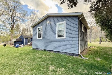 15 Beecher Road Woodbridge CT 06525