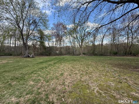 15 Beecher Road Woodbridge CT 06525