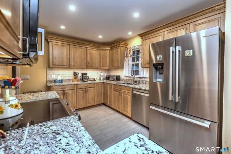 43 Prairie Avenue Derby CT 06418