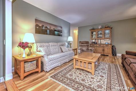 43 Prairie Avenue Derby CT 06418