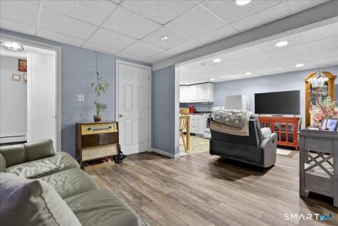 68 Lynn Drive Meriden CT 06451