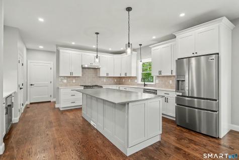 18 Timberlane Trail Trumbull CT 06611