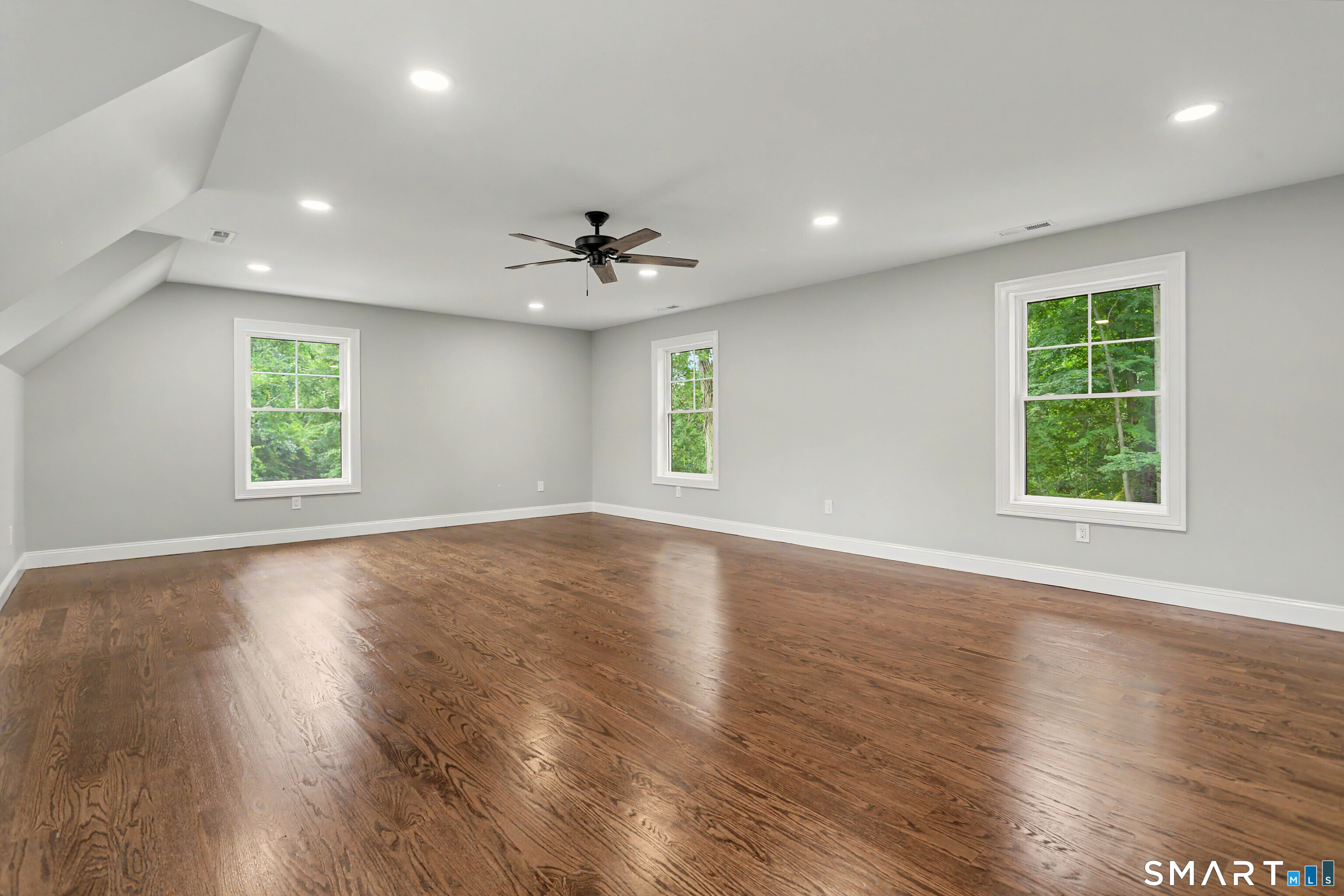 18 Timberlane Trail Trumbull CT 06611