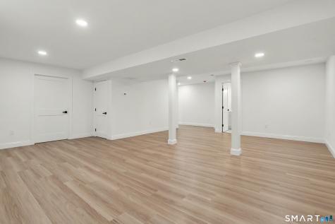 18 Timberlane Trail Trumbull CT 06611