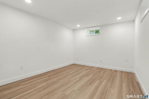 18 Timberlane Trail Trumbull CT 06611