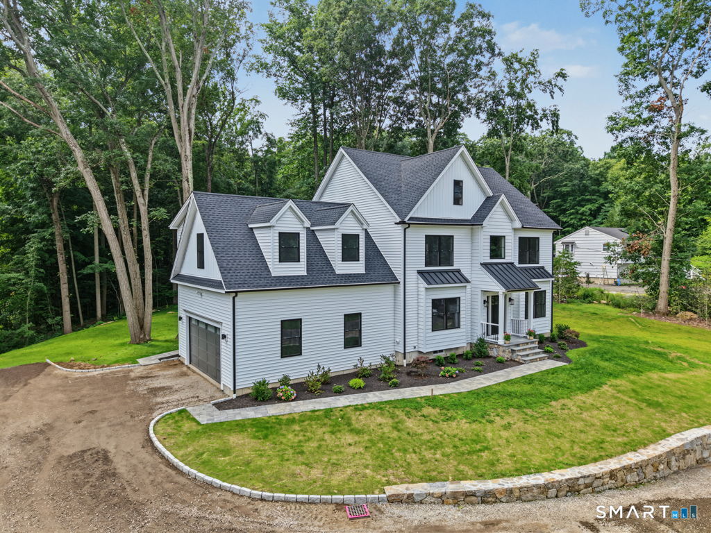 18 Timberlane Trail Trumbull CT 06611
