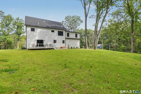 18 Timberlane Trail Trumbull CT 06611