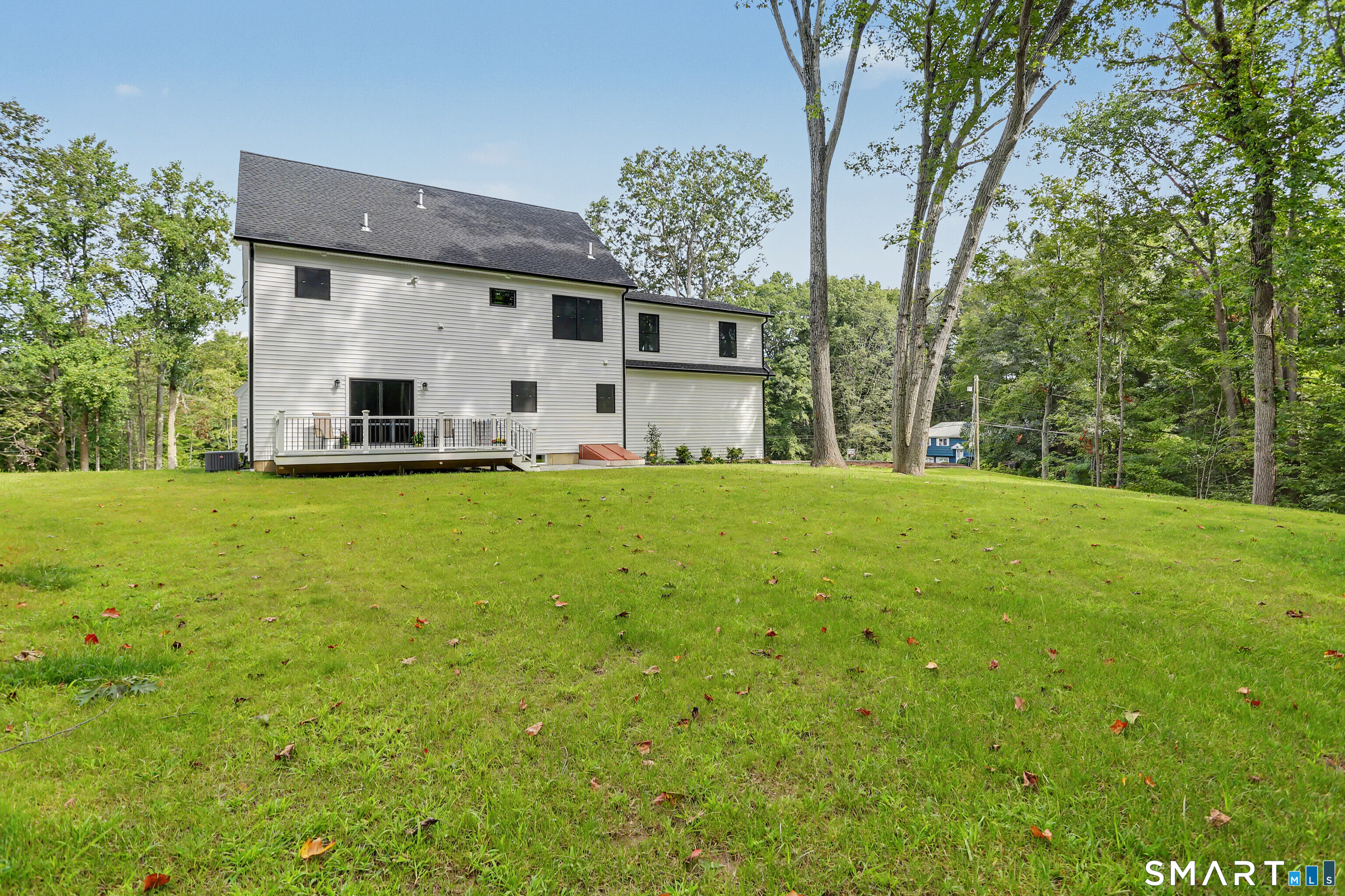 18 Timberlane Trail Trumbull CT 06611