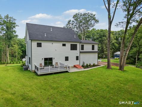 18 Timberlane Trail Trumbull CT 06611