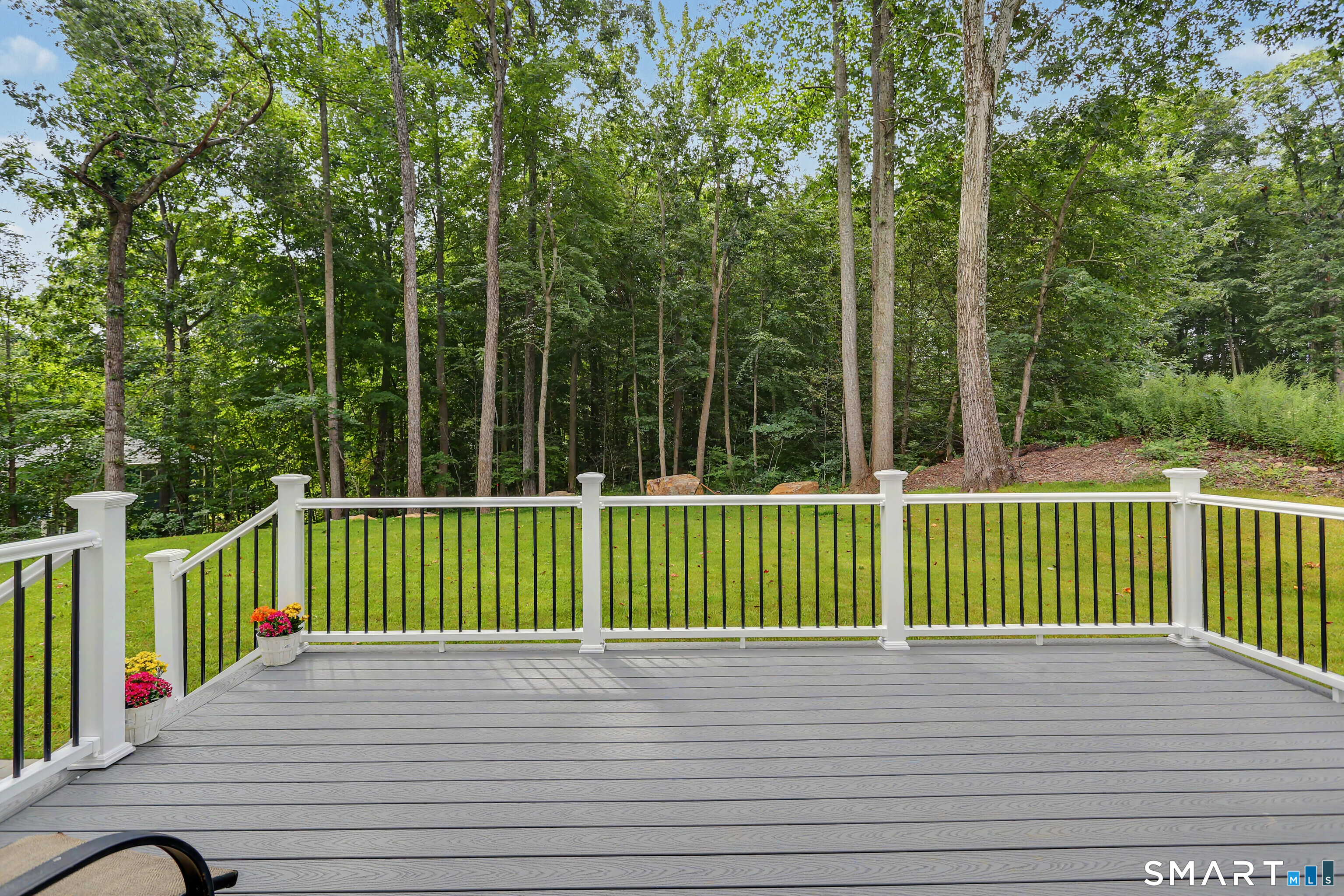 18 Timberlane Trail Trumbull CT 06611