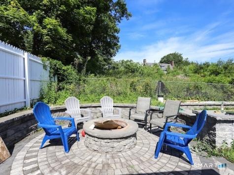 304 Summit Street New Haven CT 06513