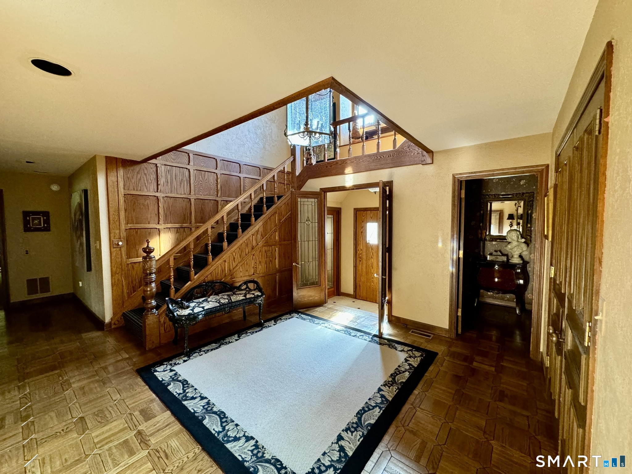 33 Mountain Farms Road West Hartford CT 06117