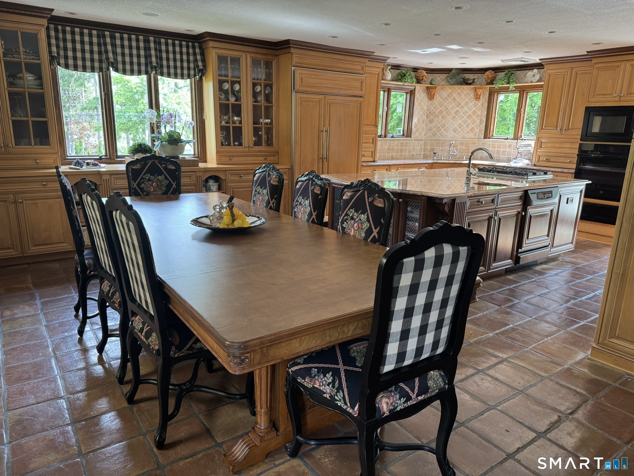 33 Mountain Farms Road West Hartford CT 06117