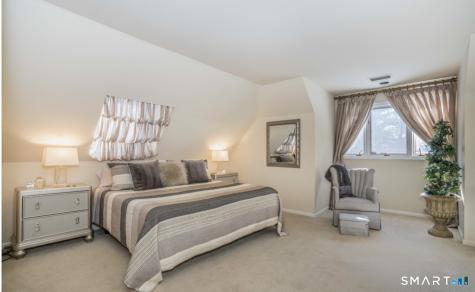 33 Mountain Farms Road West Hartford CT 06117