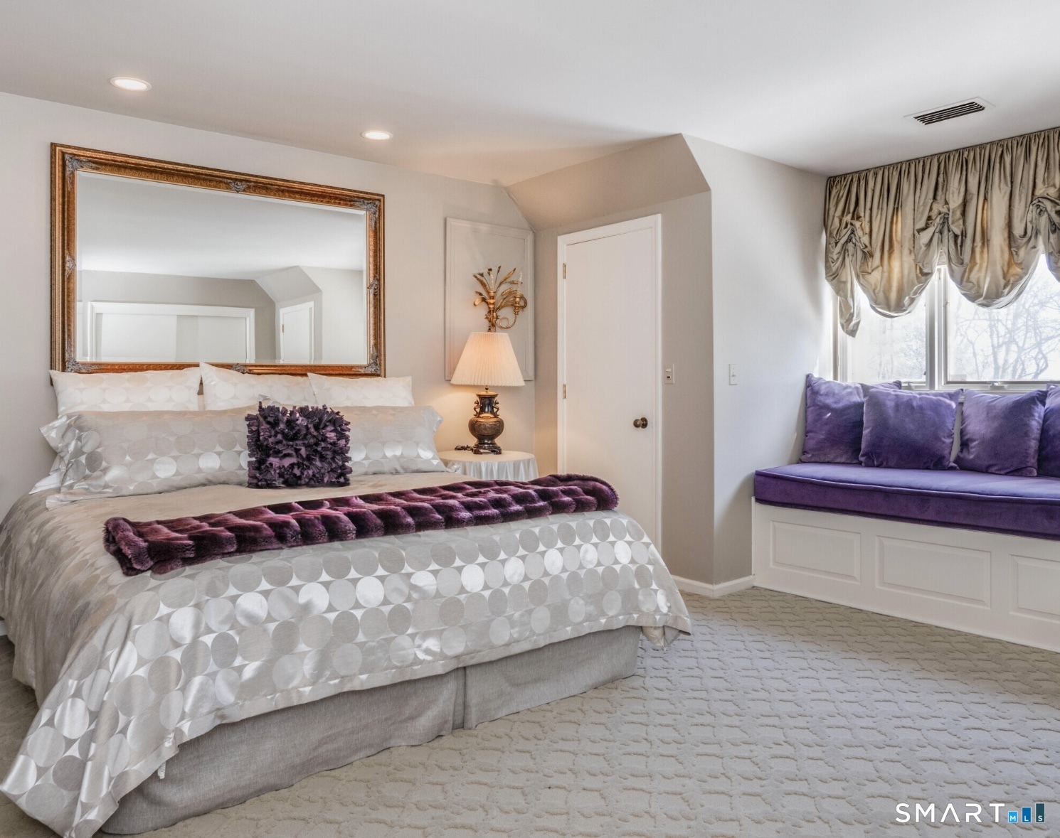 33 Mountain Farms Road West Hartford CT 06117