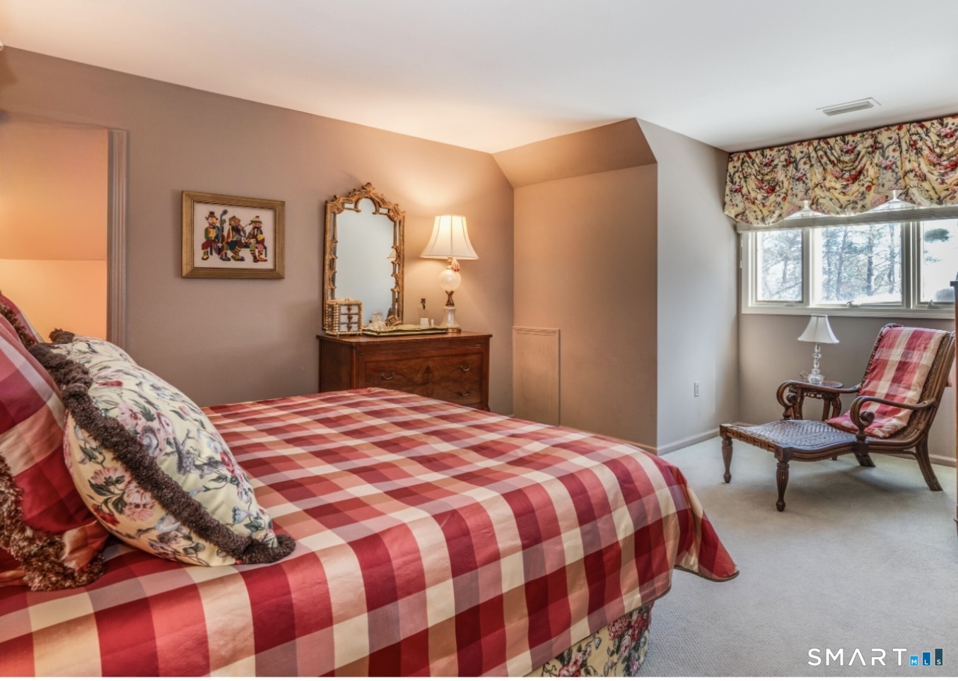 33 Mountain Farms Road West Hartford CT 06117
