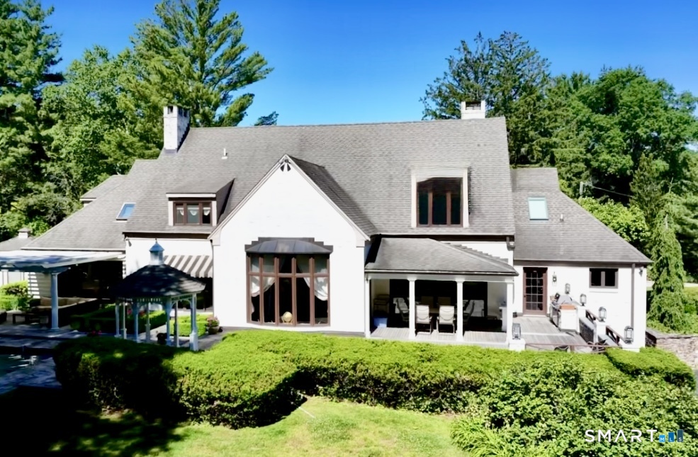 33 Mountain Farms Road West Hartford CT 06117