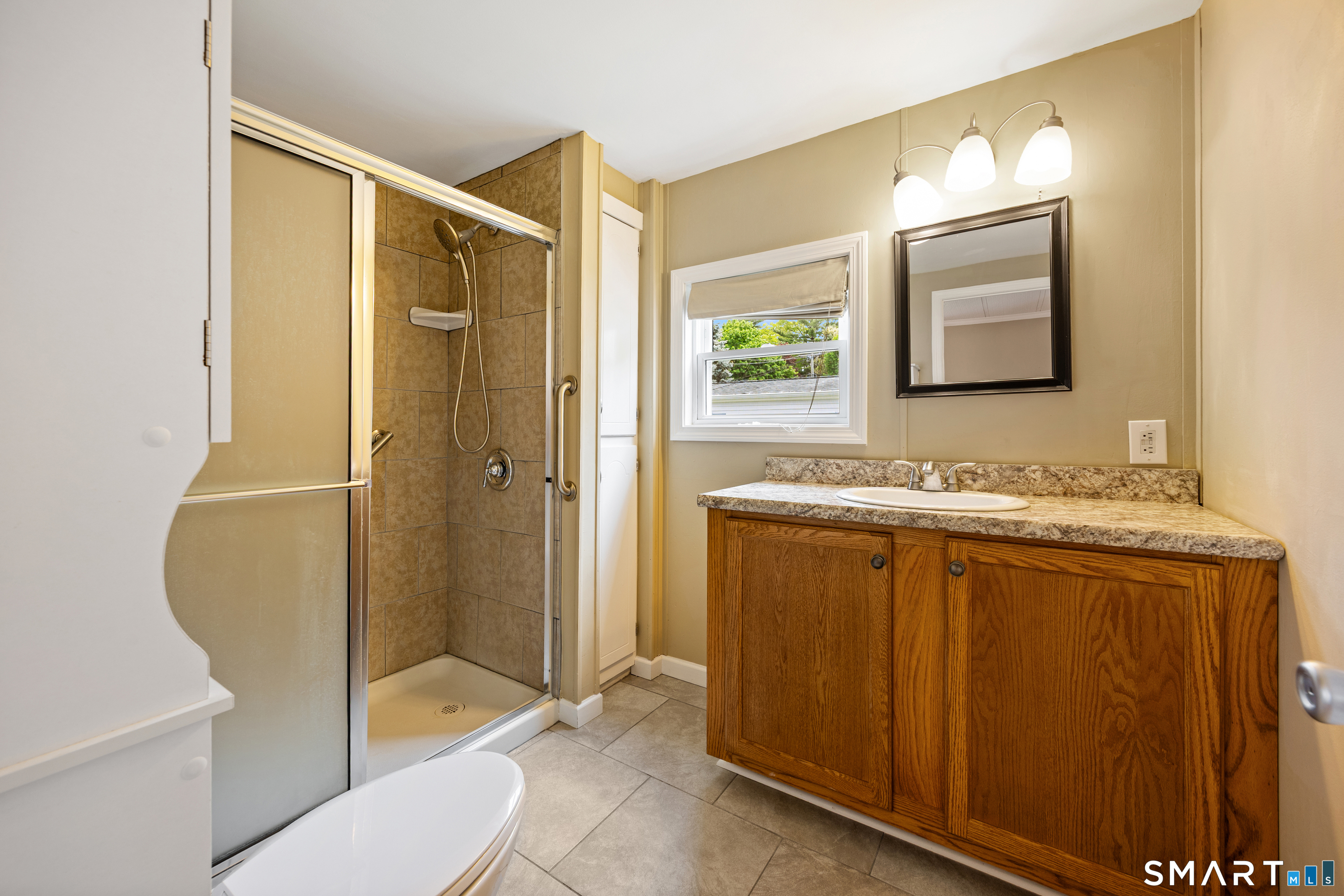 6 Park Avenue Plainville CT 06062