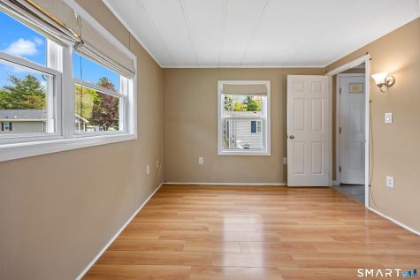 6 Park Avenue Plainville CT 06062