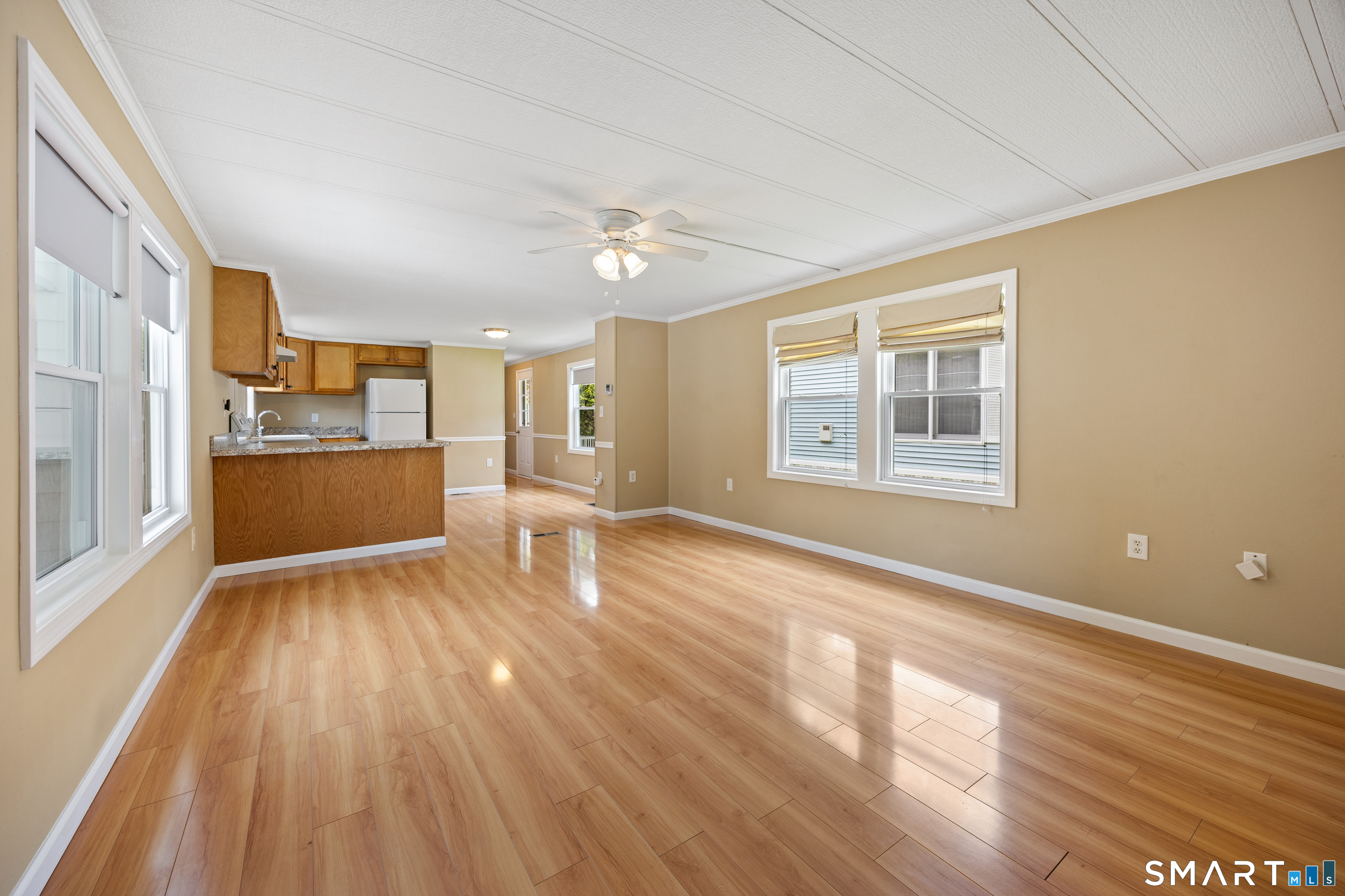 6 Park Avenue Plainville CT 06062
