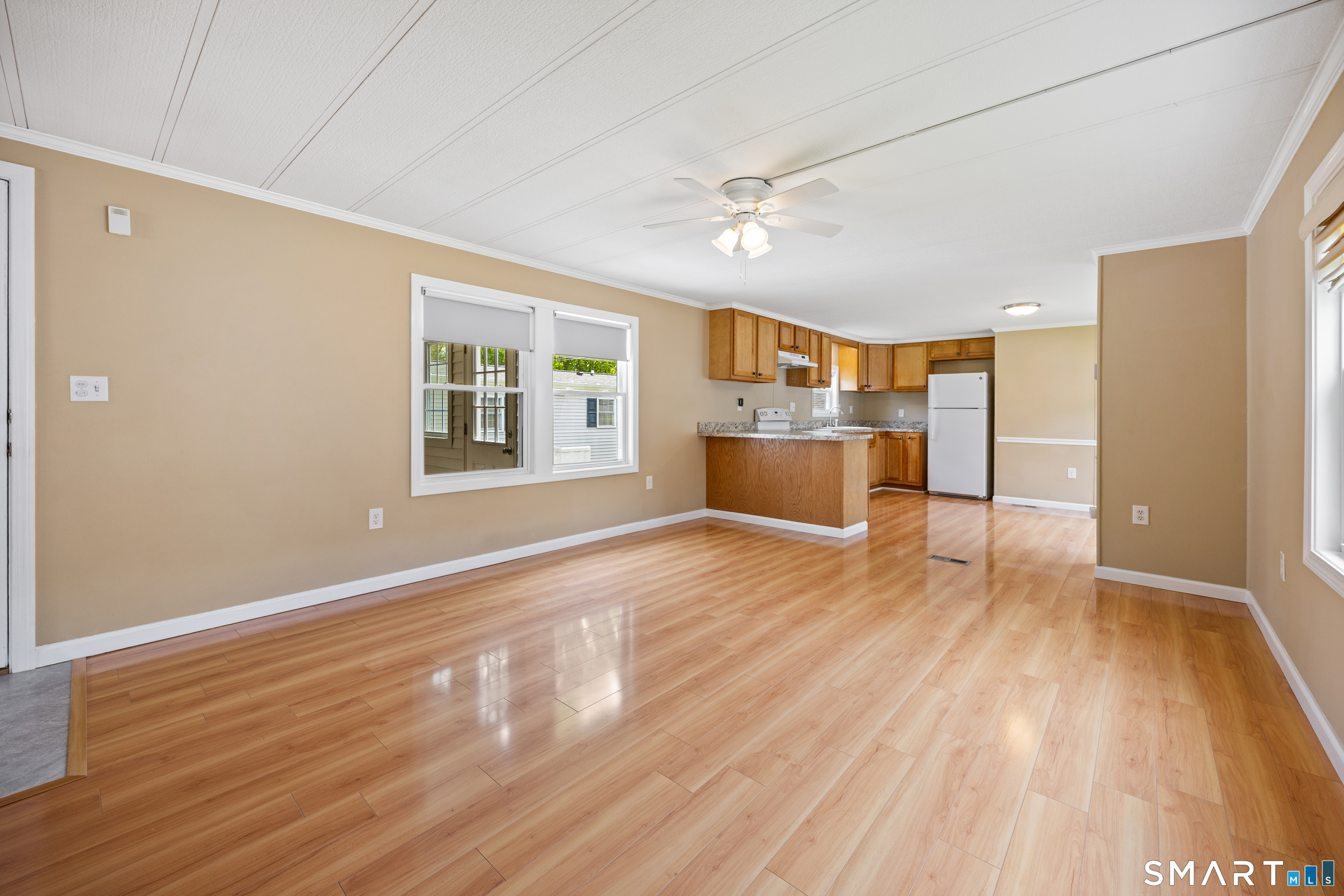 6 Park Avenue Plainville CT 06062