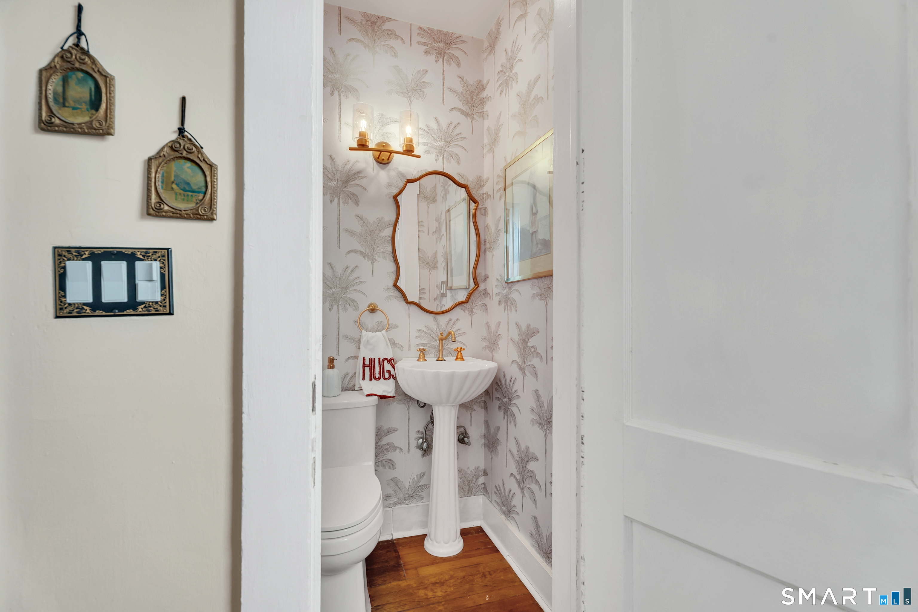 104 White Street West Haven CT 06516