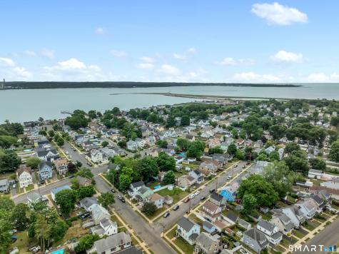 104 White Street West Haven CT 06516