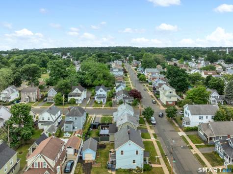 104 White Street West Haven CT 06516