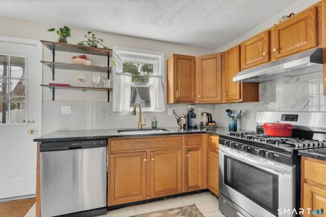 104 White Street West Haven CT 06516
