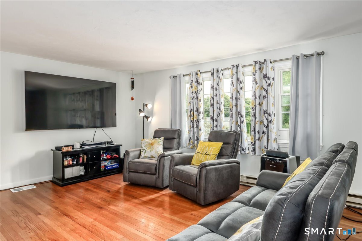 212 Upper Grassy Hill Road Woodbury CT 06798