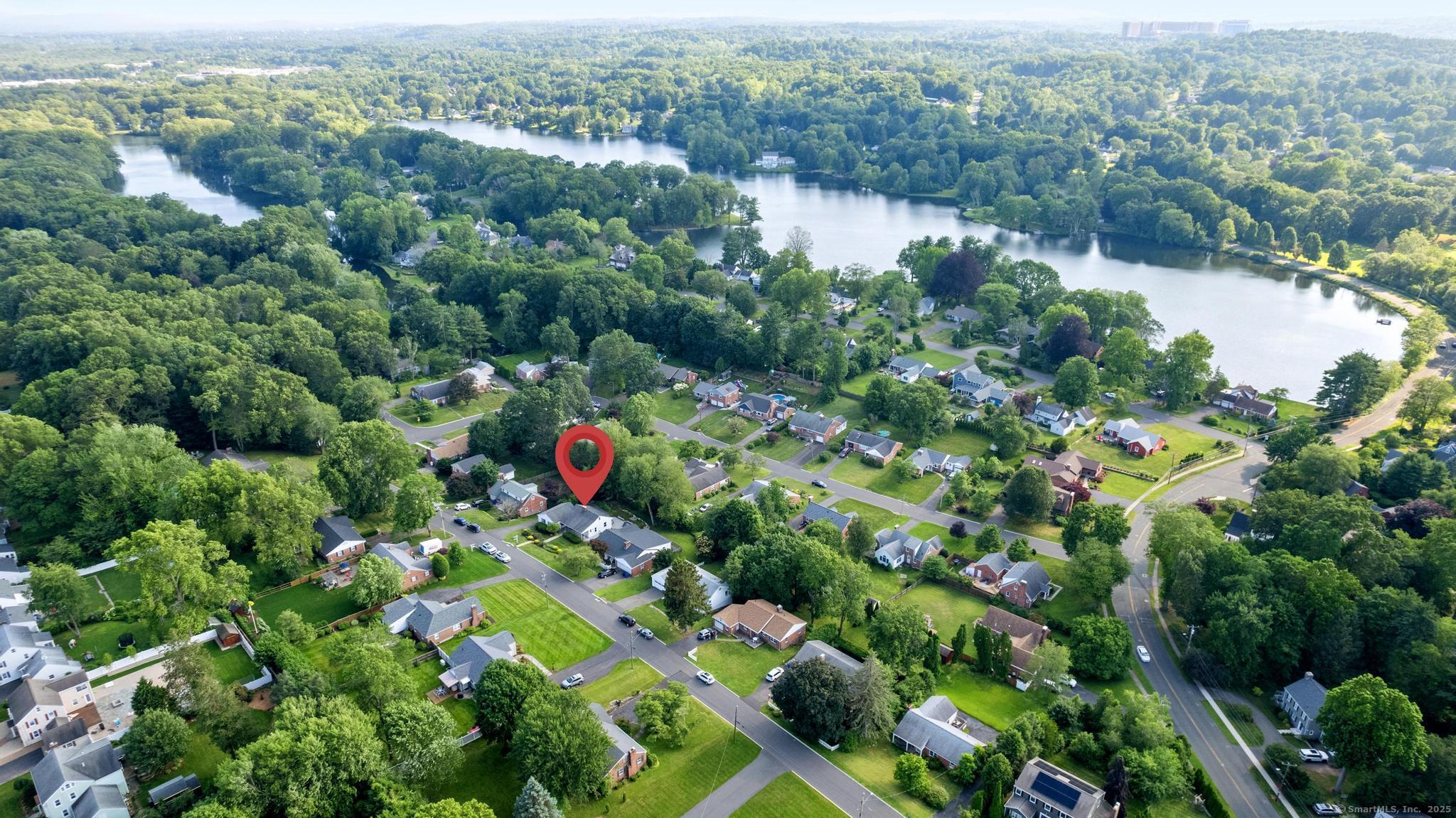 29 Fairwood Farms Drive West Hartford CT 06107