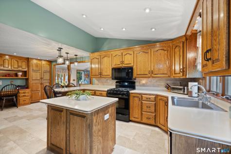 111 Sunnybrook Drive Manchester CT 06040