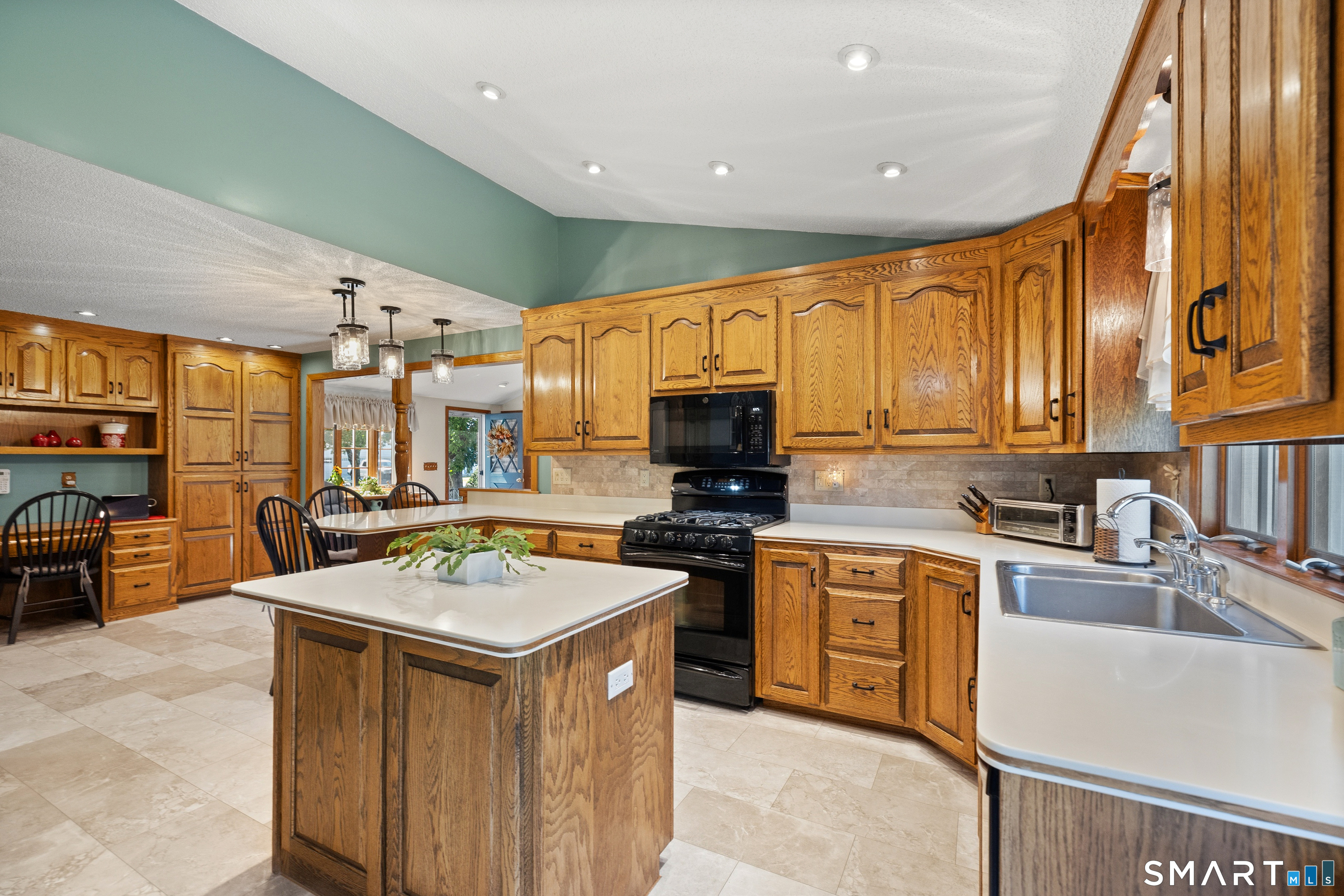 111 Sunnybrook Drive Manchester CT 06040