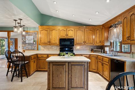 111 Sunnybrook Drive Manchester CT 06040