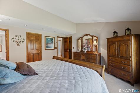 111 Sunnybrook Drive Manchester CT 06040