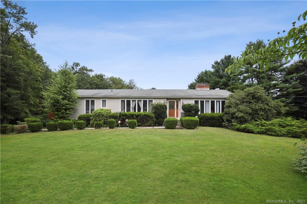 7 Richard Sweet Drive Woodbridge CT 06525