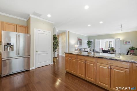 49 Oliver Way Bloomfield CT 06002