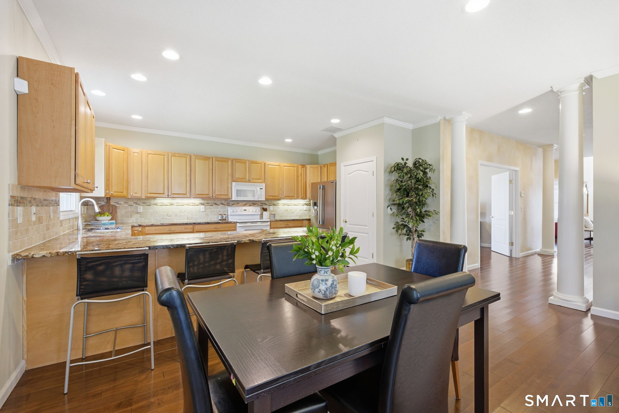 49 Oliver Way Bloomfield CT 06002