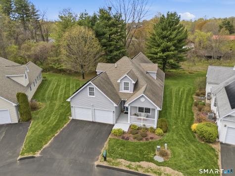 49 Oliver Way Bloomfield CT 06002