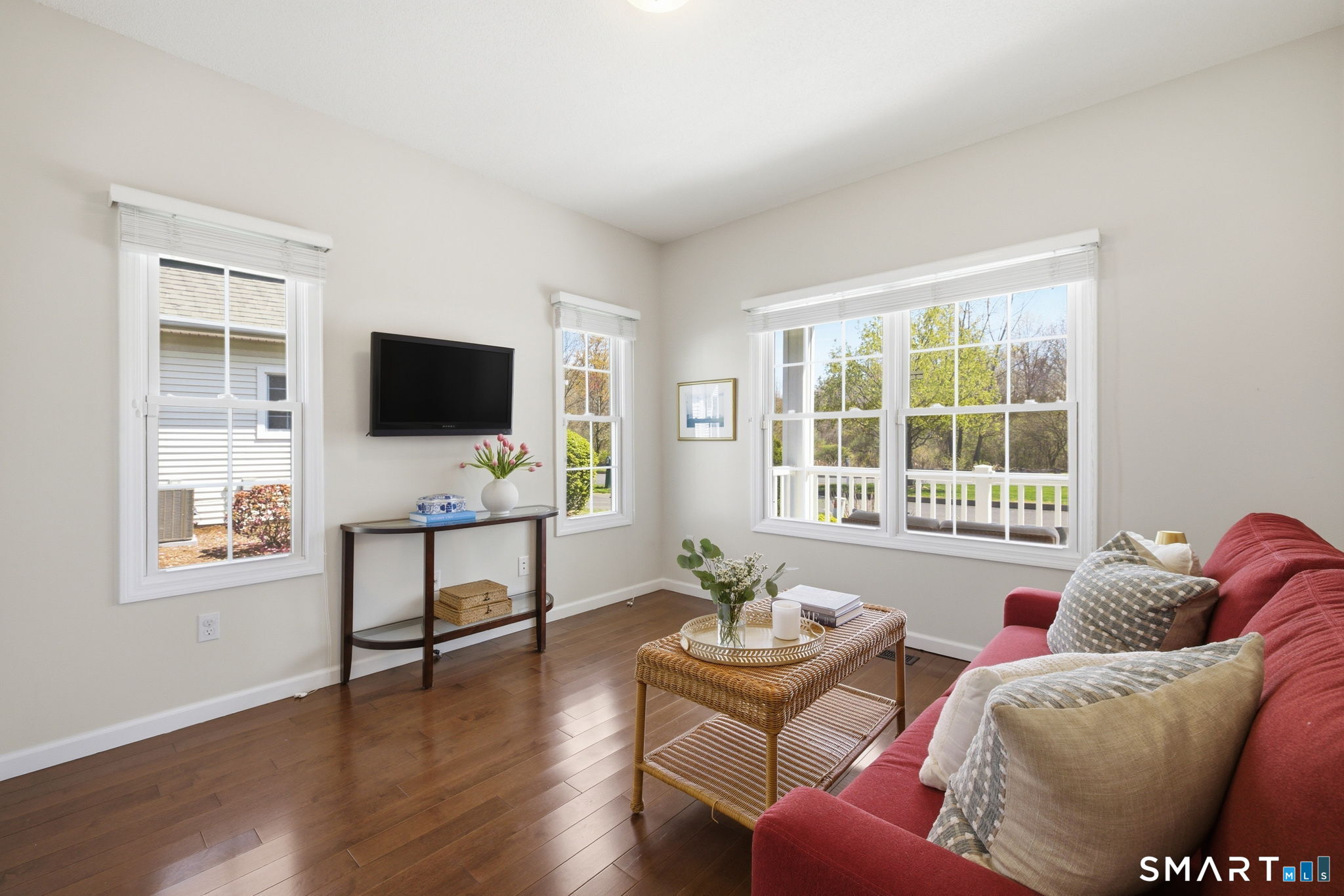 49 Oliver Way Bloomfield CT 06002