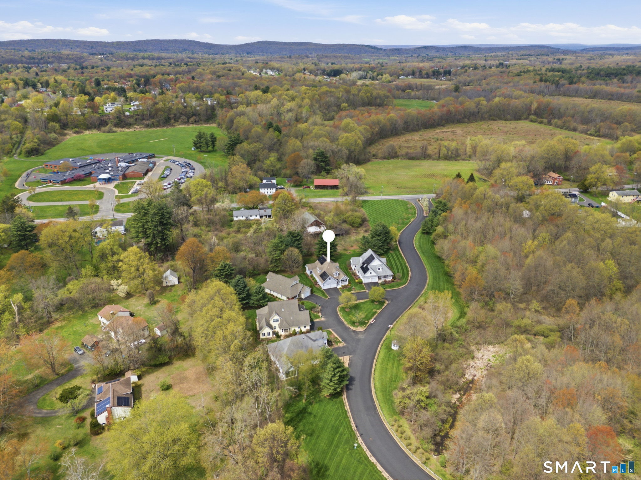 49 Oliver Way Bloomfield CT 06002
