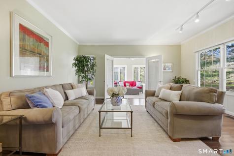 49 Oliver Way Bloomfield CT 06002