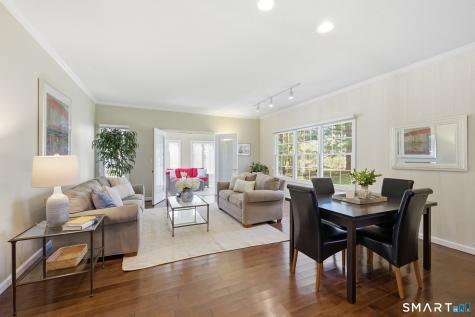 49 Oliver Way Bloomfield CT 06002