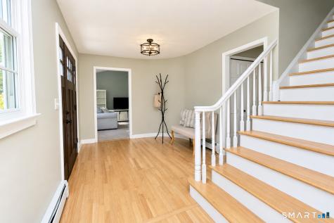 25 Watson Drive Simsbury CT 06070