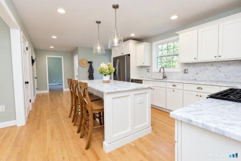 25 Watson Drive Simsbury CT 06070