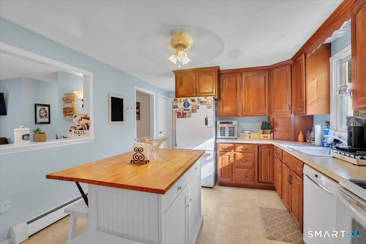 55 Valley View Drive Tolland CT 06084