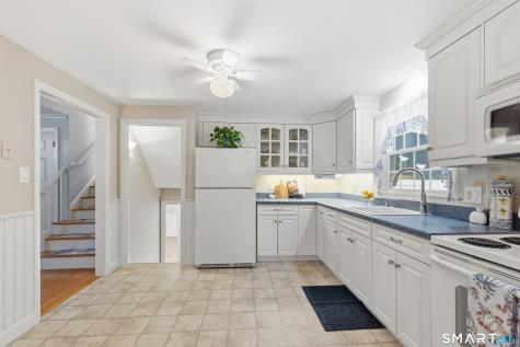 63 Knollwood Road Farmington CT 06032