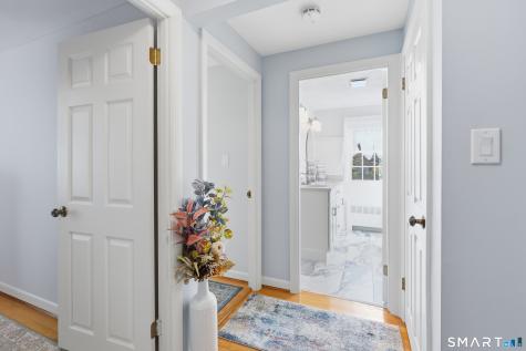 63 Knollwood Road Farmington CT 06032
