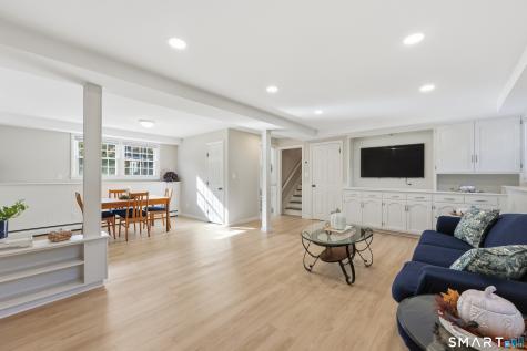 63 Knollwood Road Farmington CT 06032