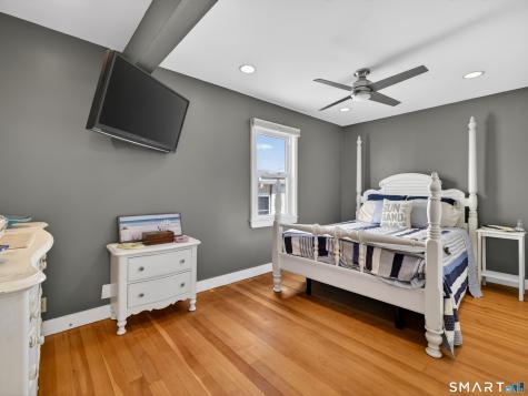 123 Old Mail Trail Westbrook CT 06498